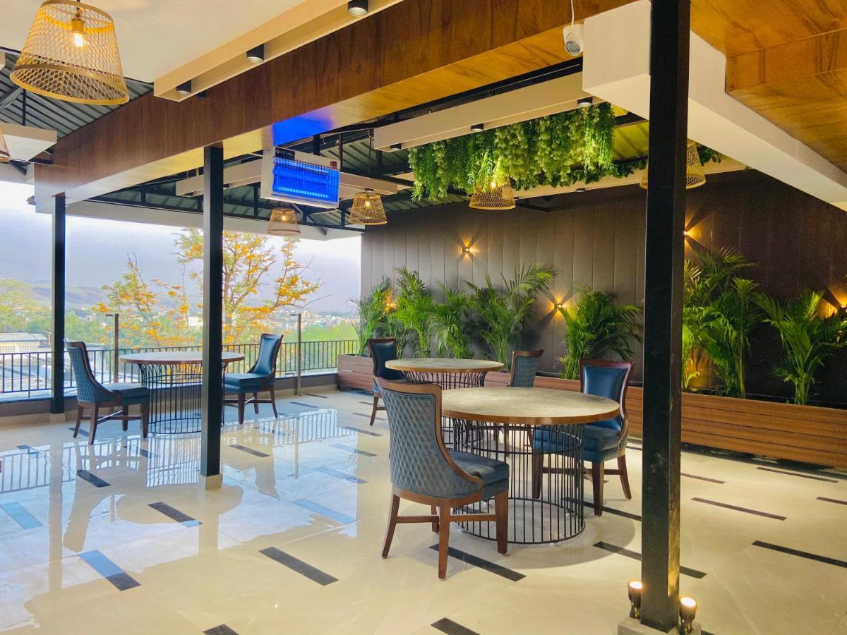 Aura Rooms Dehradun Zewnętrze zdjęcie