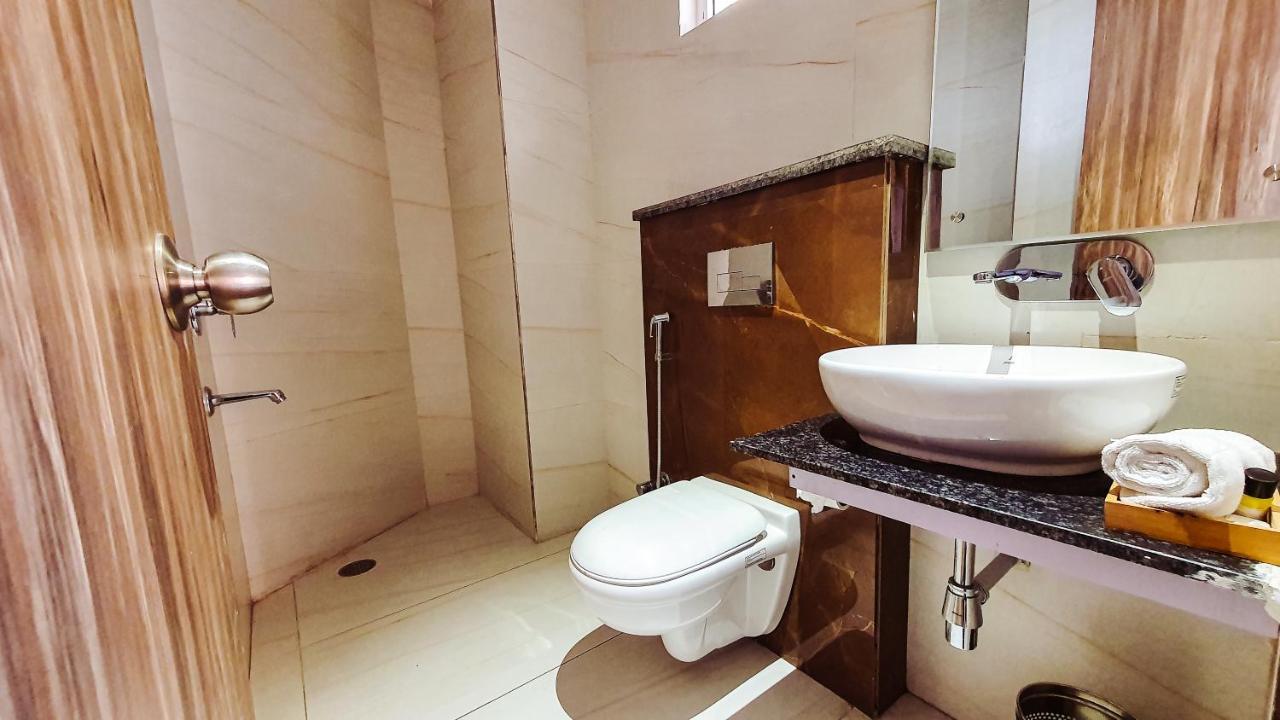 Aura Rooms Dehradun Zewnętrze zdjęcie